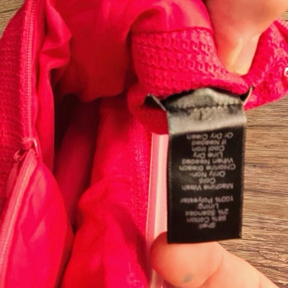 Ann Taylor Vibrant Red Pencil Skirt - Picture 9 of 10